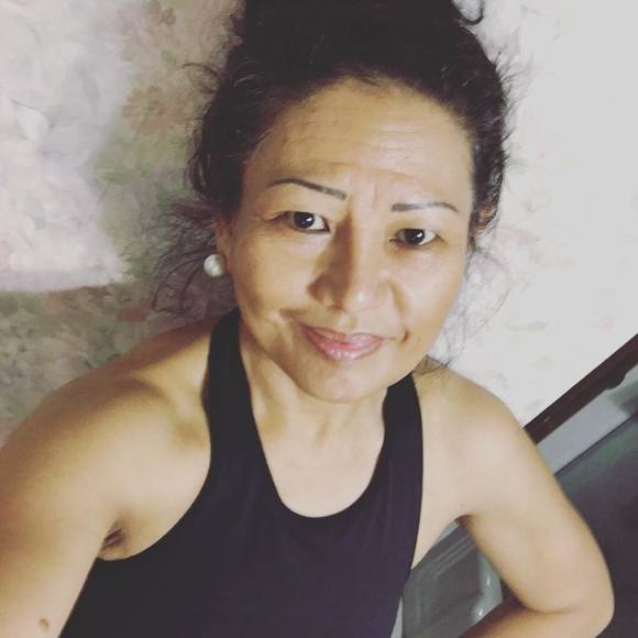 Meet your Posher, Cecille - Picture 1 of 1